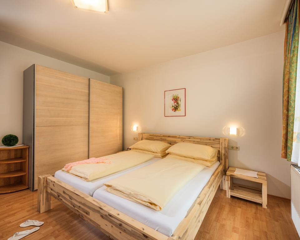 Hotel Alpenhof - New Sauna Area Bad Hofgastein Szoba fotó